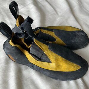 Unparallel Up-Moc (EU 39.5/ US 7M) - Climbing Shoes